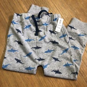 Old navy Joggers shark print size 5T
